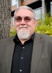 [PHOTO of weaver]